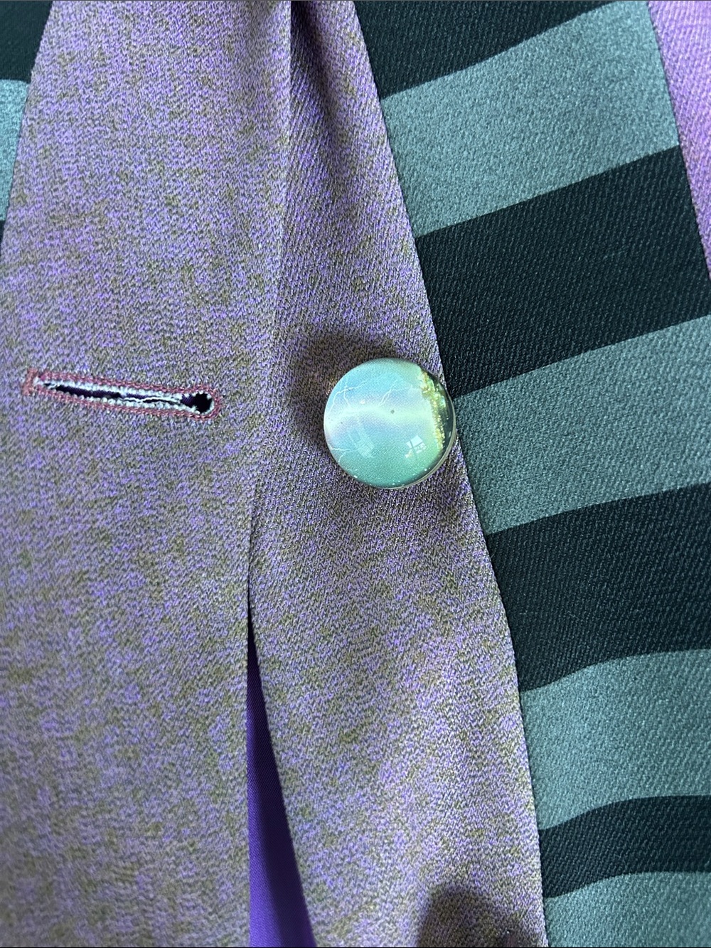 Rare MOSCHINO Cheap and Chic vintage 1990’s Purple Energy Stripe Blazer. Size 6 - Picture 3 of 5